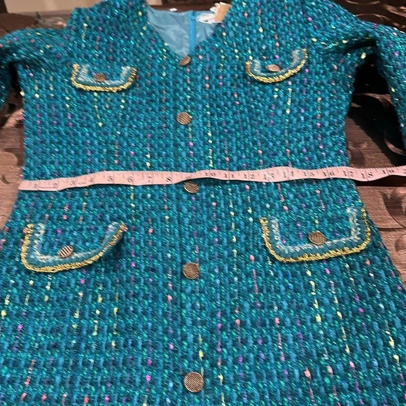 Elegant  Tweed dress - Picture 9 of 13